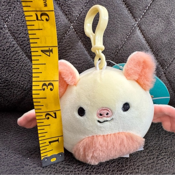 Squishmallow Clip 3.5” Meghan the Fruit Bat NWT Keychain or Bag Charm - Picture 2 of 3